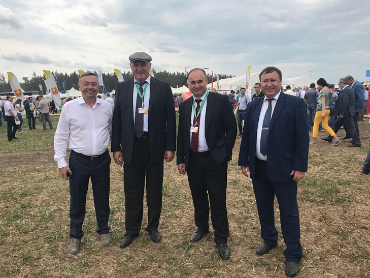 Делегация Ставропольского края посетила Всероссийский День поля в Липецке